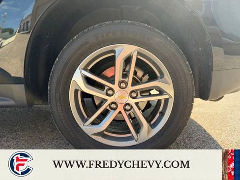 Used 2016 Chevrolet Equinox LTZ w/ Enhanced Convenience Package FWD image 30