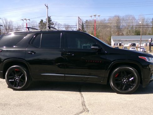 Used 2020 Chevrolet Traverse Premier w/ Redline Edition image 9