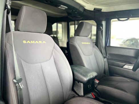 Used 2013 Jeep Wrangler Unlimited Sahara w/ Max Tow Pkg AWD/4WD image 54
