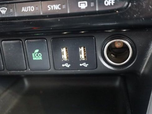 Used 2024 Mitsubishi Eclipse Cross SE image 28