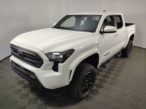 New 2025 Toyota Tacoma SR5 image 3