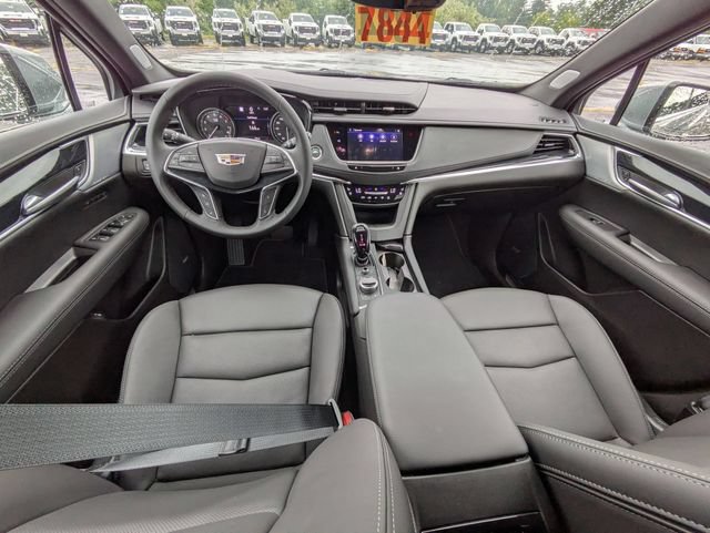 New 2026 Cadillac XT5 Premium Luxury w/ Driver Assist Package FWD image 31