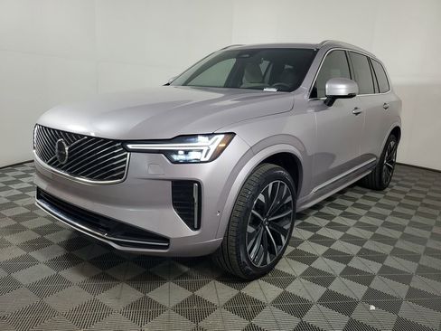 Certified 2026 Volvo XC90 B6 Plus w/ Protection Package Premier AWD/4WD image 4