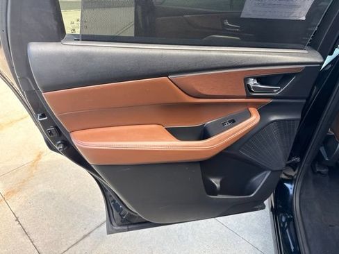Used 2023 Acura MDX SH-AWD w/ Technology Package image 29