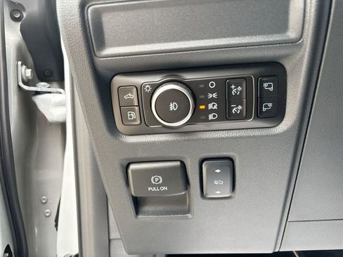 New 2025 Ford F150 Lariat w/ Equipment Group 501A Mid image 29