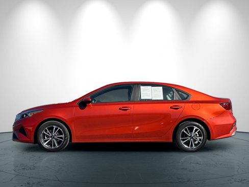 Certified 2023 Kia Forte LXS image 7