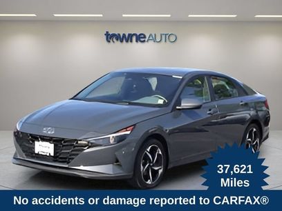 Used 2023 Hyundai Elantra SEL w/ Convenience Package
