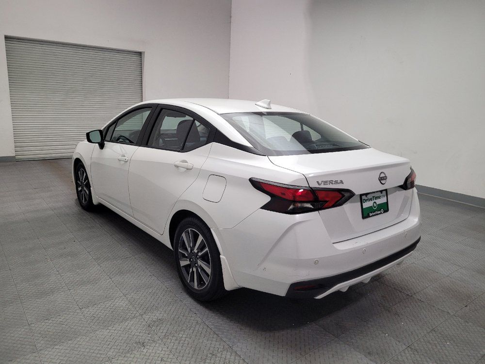 Used 2024 Nissan Versa SV w/ Trunk Package FWD image 5