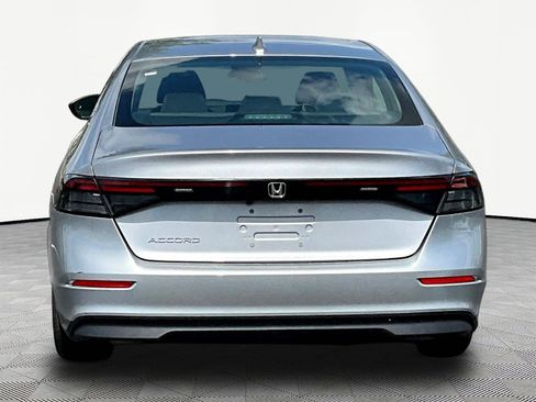 Used 2023 Honda Accord EX image 5