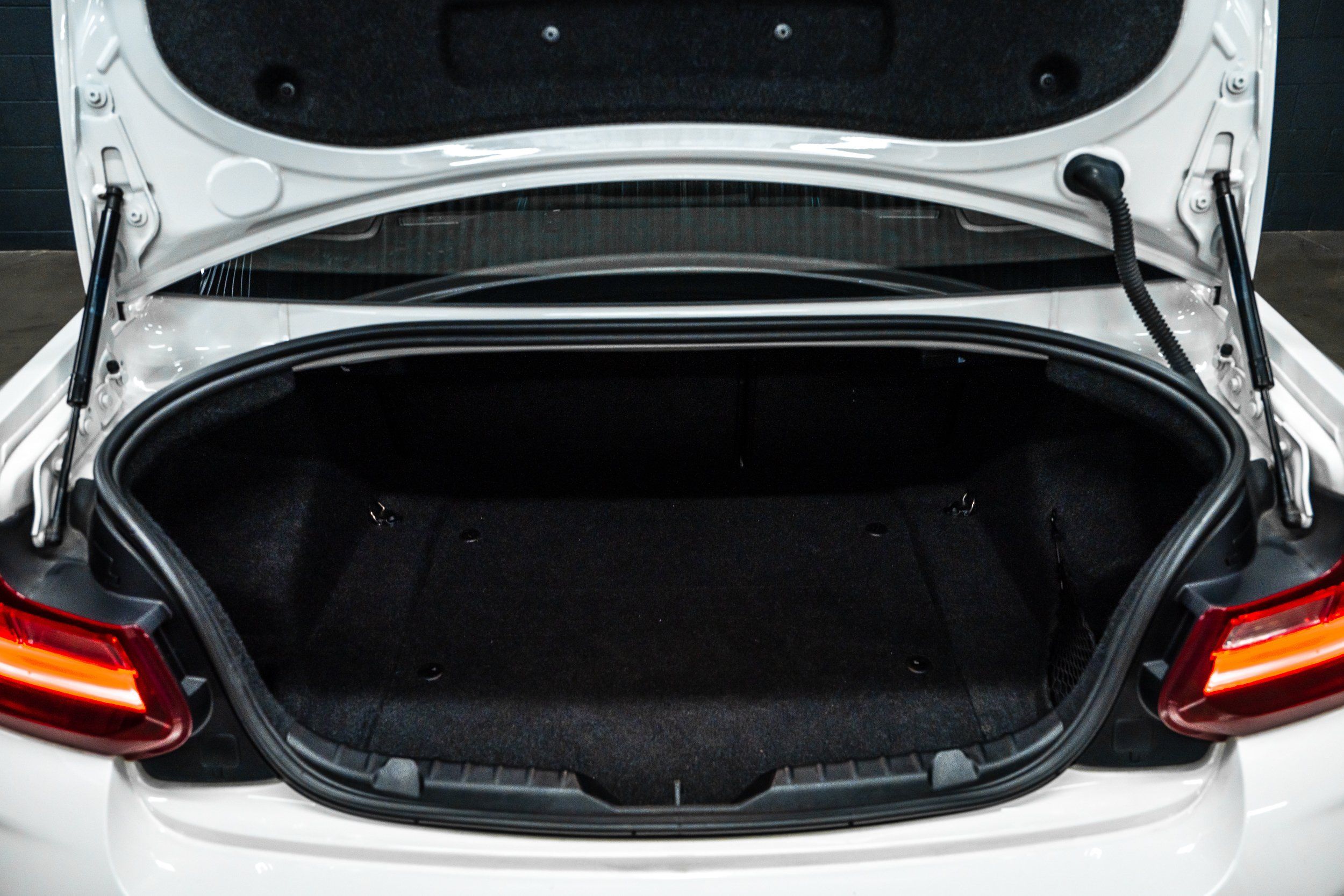 Used 2017 BMW M2 RWD image 17