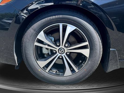 Used 2021 Nissan Sentra SV FWD image 30