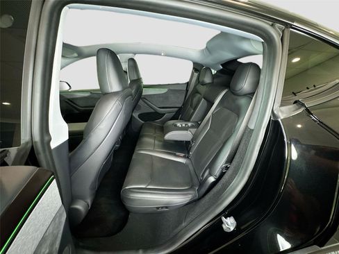 Used 2026 Tesla Model Y 2WD image 15