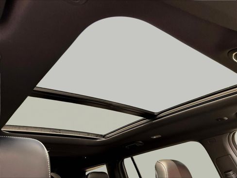 New 2026 Jeep Grand Cherokee L Limited AWD/4WD image 13