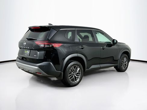 Used 2023 Nissan Rogue S AWD/4WD image 9