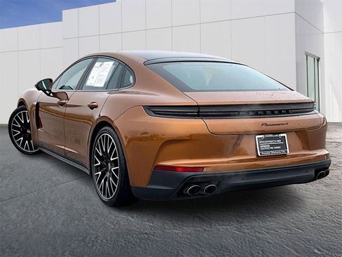 Used 2025 Porsche Panamera 4 image 3