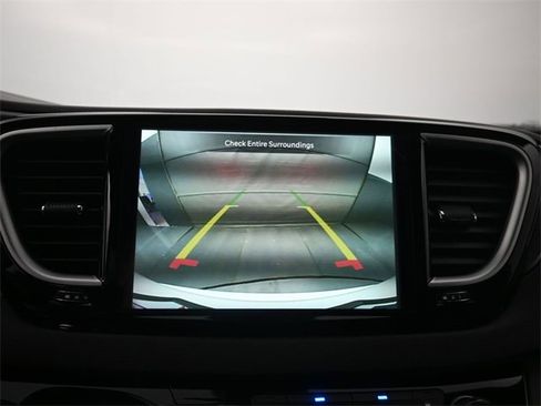 New 2026 Chrysler Voyager LX image 19