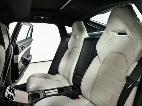 New 2026 Porsche Panamera 4 E-Hybrid image 23