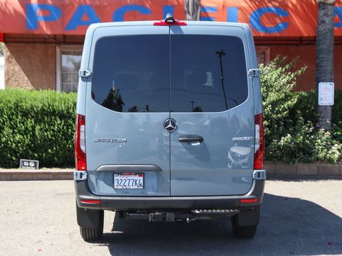 Used 2025 Mercedes-Benz Sprinter 2500 image 7