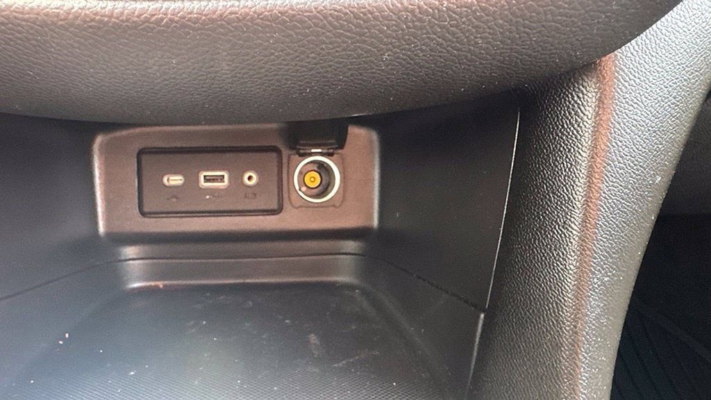 Certified 2024 Chevrolet Equinox LT AWD/4WD image 22