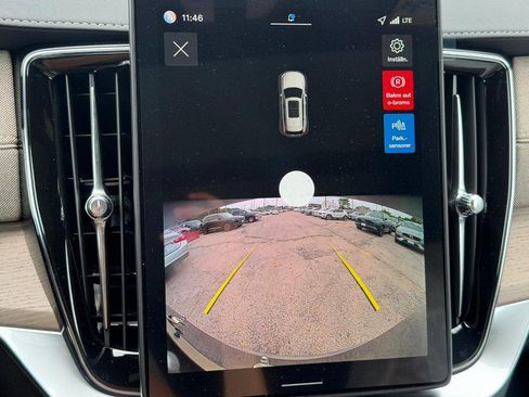 New 2026 Volvo XC90 B5 Core AWD/4WD image 13