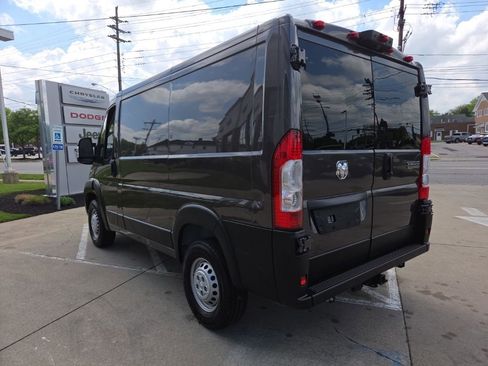 Used 2024 RAM ProMaster 1500 w/ Premium Convenience Group FWD image 8