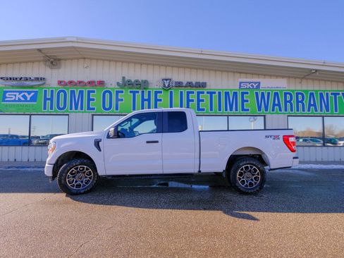 Used 2021 Ford F150 XL w/ Equipment Group 101A High image 3