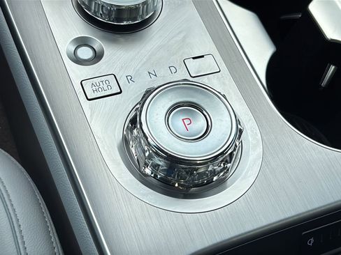Certified 2026 Genesis GV70 2.5T Advanced AWD/4WD image 30