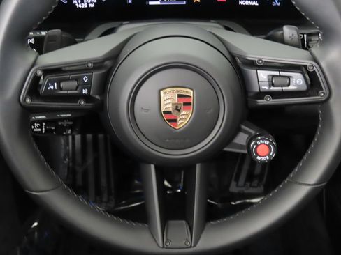 Certified 2025 Porsche 911 Carrera 4 GTS AWD/4WD image 19