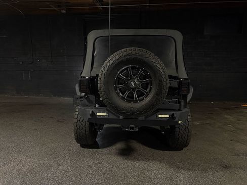 Used 2015 Jeep Wrangler Unlimited Sport w/ Quick Order Package 24S AWD/4WD image 5