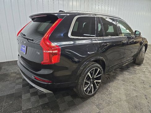 Used 2021 Volvo XC90 T6 Momentum AWD/4WD image 10
