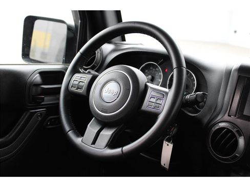 Used 2017 Jeep Wrangler Unlimited Sport w/ Power Convenience Group image 14