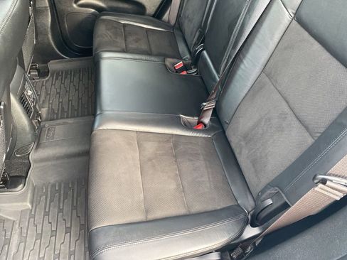 Used 2021 Jeep Grand Cherokee Laredo X image 36