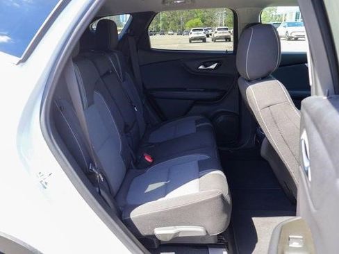 Certified 2025 Chevrolet Blazer LT image 11