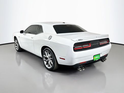Used 2022 Dodge Challenger GT RWD image 7