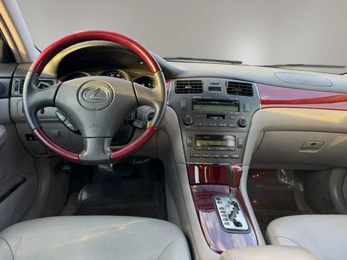 Used 2003 Lexus ES 330 w/ Premium Pkg FWD image 21