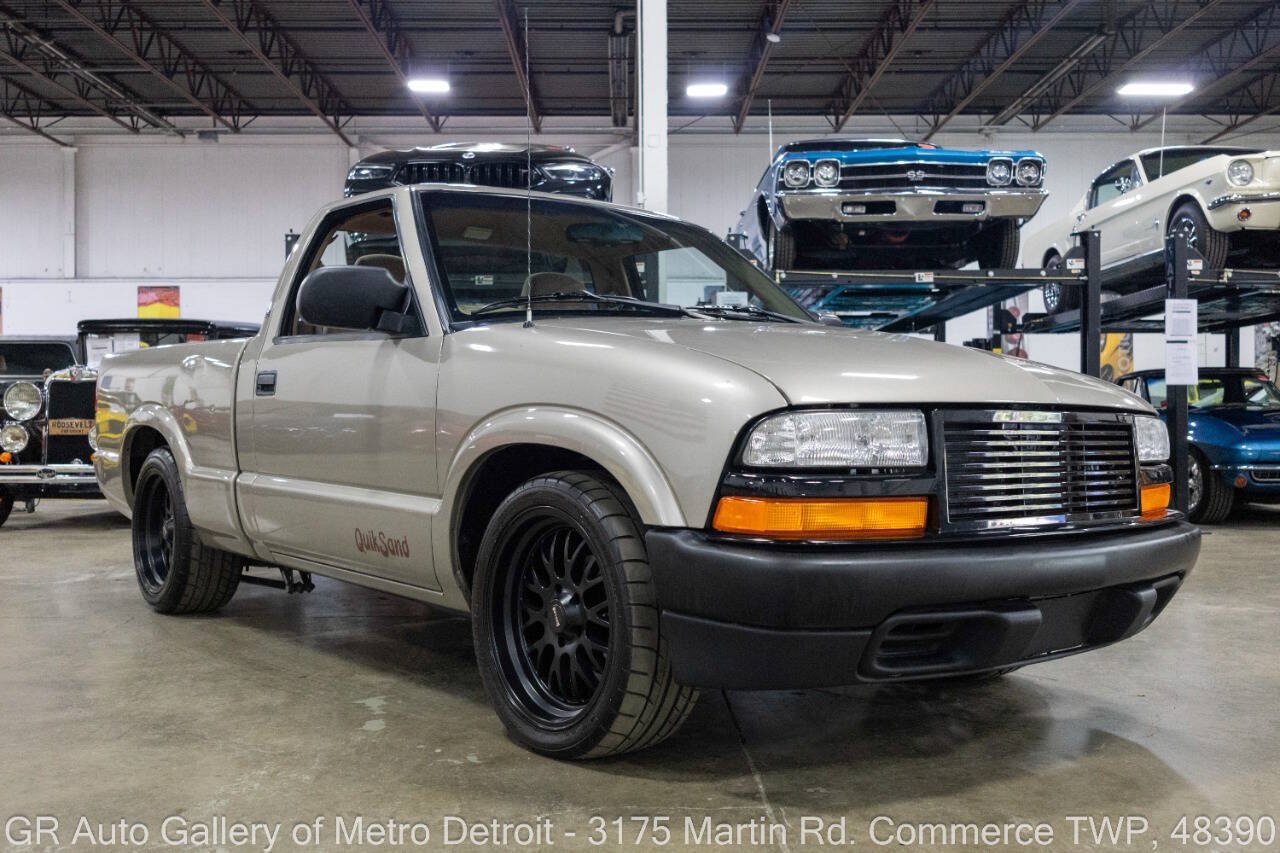 Used 1999 Chevrolet S10 Pickup LS w/ Preferred Equipment Group RWD image 10