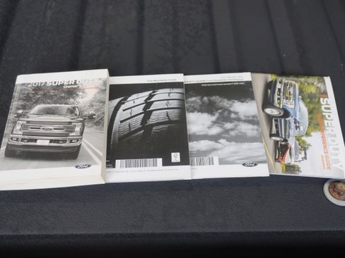 Used 2017 Ford F350 Lariat AWD/4WD image 32