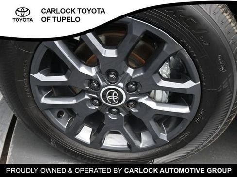 Used 2024 Toyota Tundra Platinum image 27