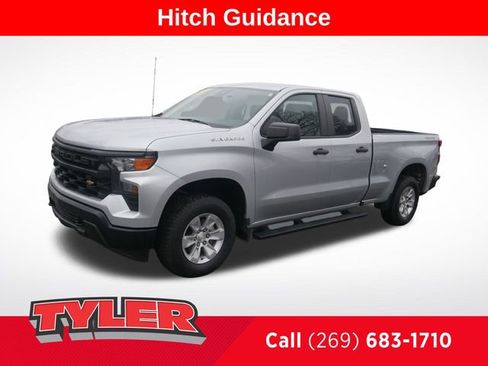 Used 2022 Chevrolet Silverado 1500 W/T w/ Trailering Package image 3