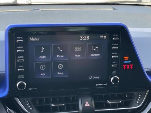 Used 2021 Toyota C-HR XLE FWD image 12