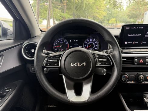 Used 2023 Kia Forte LXS FWD image 21