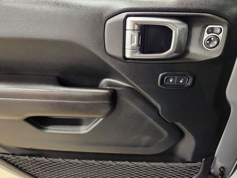 Used 2021 Jeep Wrangler Unlimited Sport S image 43