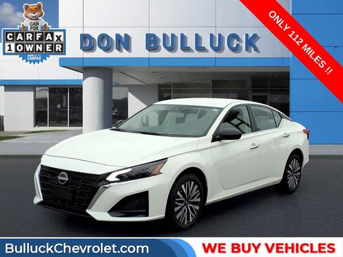 Used 2025 Nissan Altima 2.5 SV AWD/4WD image 1