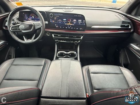 Used 2024 Chevrolet Traverse Z71 w/ Enhanced Driving Package AWD/4WD image 14