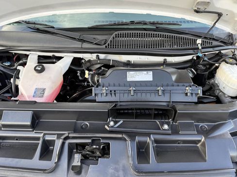 Used 2020 Chevrolet Express 2500 w/ Driver Convenience Package image 4