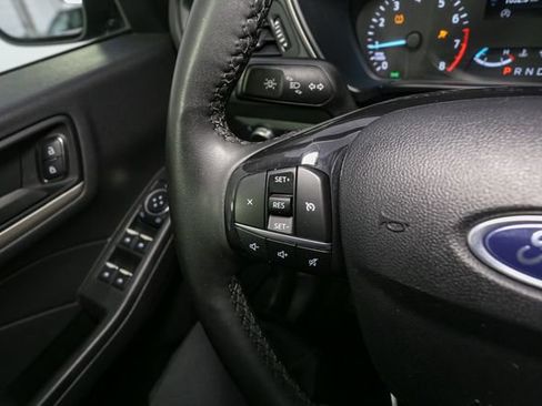 Used 2022 Ford Escape SE w/ Cold Weather Package AWD/4WD image 28