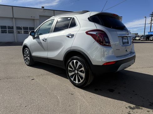 Used 2022 Buick Encore Preferred w/ Safety Package image 4