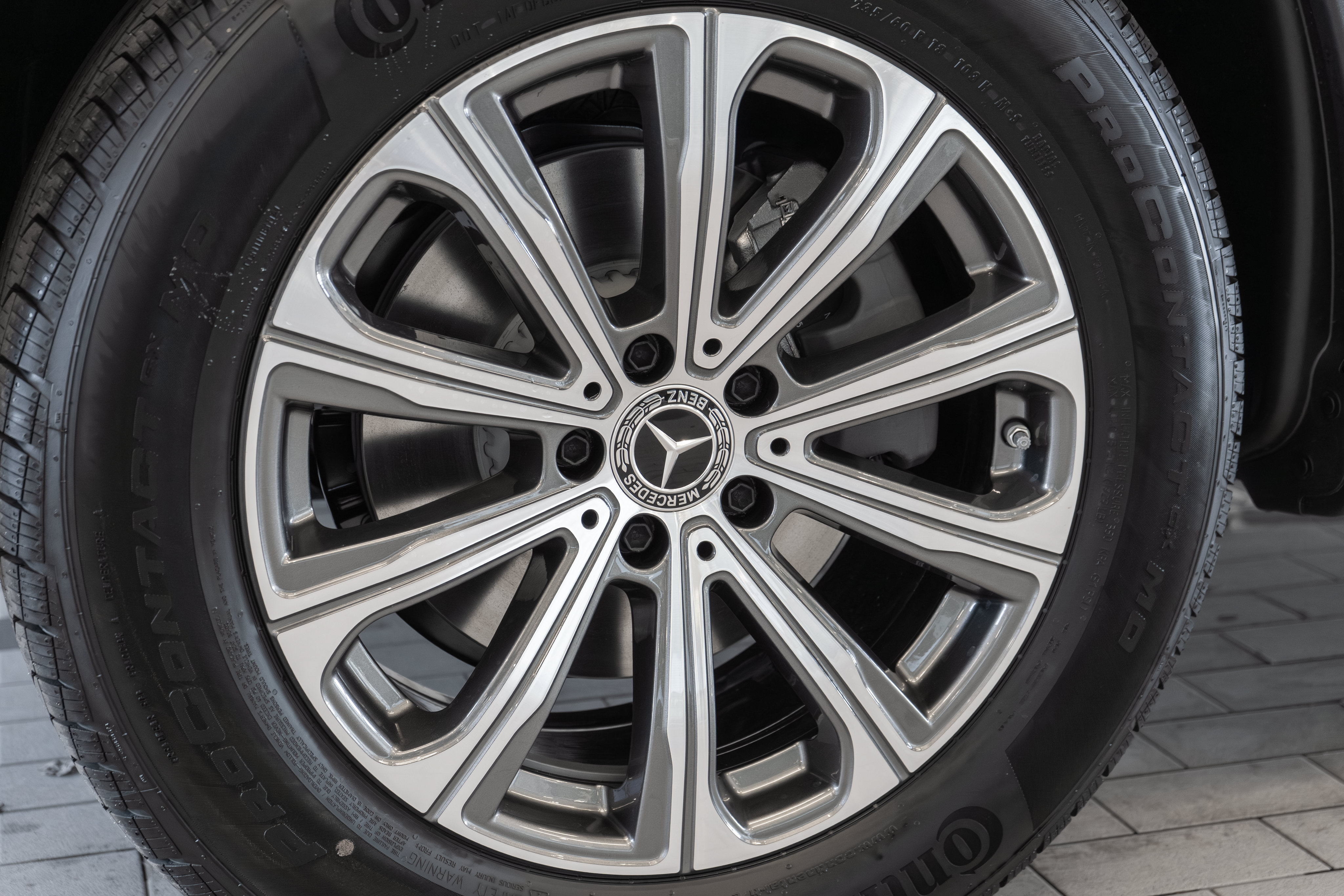Used 2026 Mercedes-Benz GLC 300 4MATIC image 31