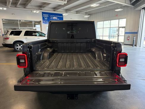 Used 2026 Jeep Gladiator Mojave AWD/4WD image 27