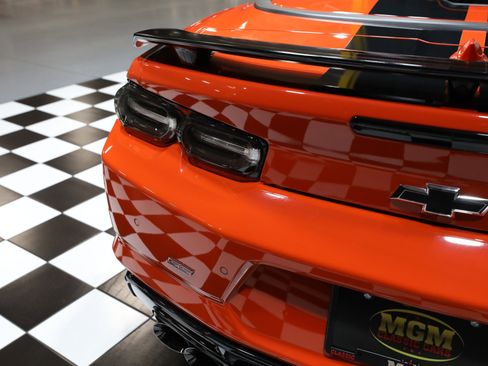 Used 2020 Chevrolet Camaro SS image 32